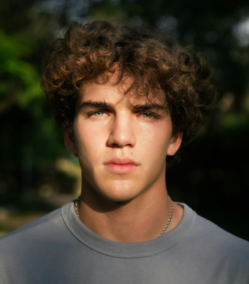 The Hottest Men's Hair Trend men's moden perm